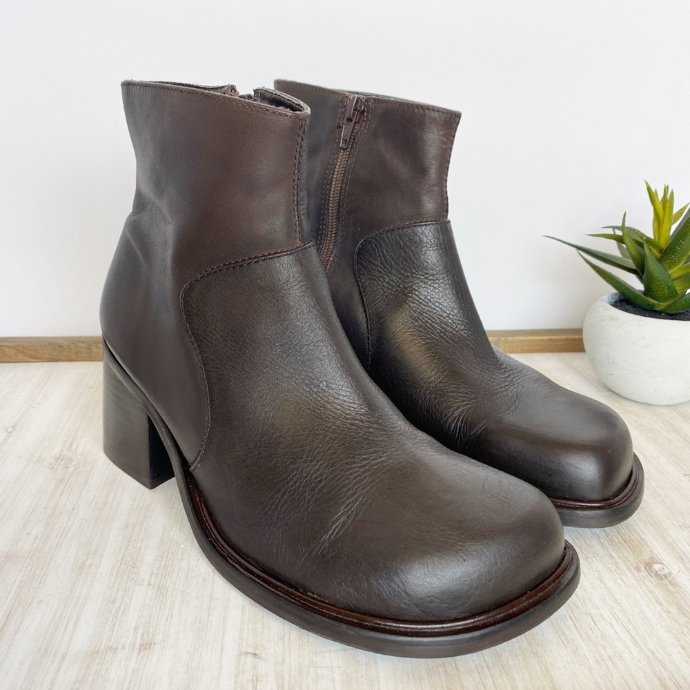•STEVE MADDEN• Vtg 90s Leather Topic Ankle Boot